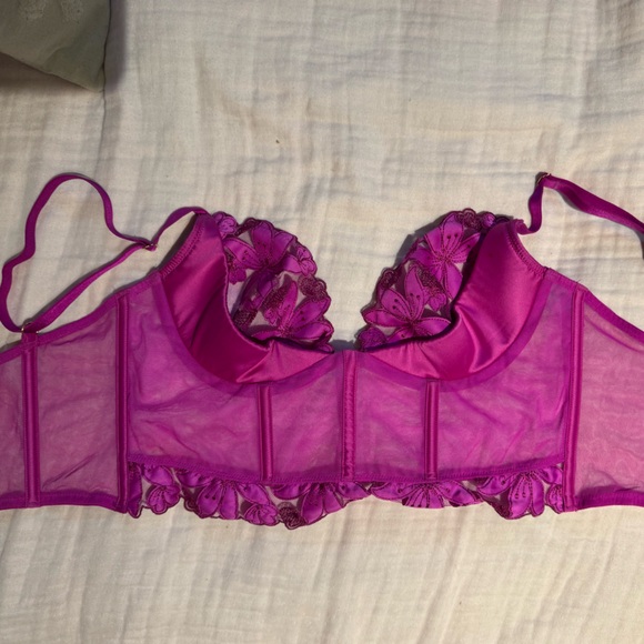 Victoria's Secret Other - Victoria's Secret Fuchsia Lace Bra